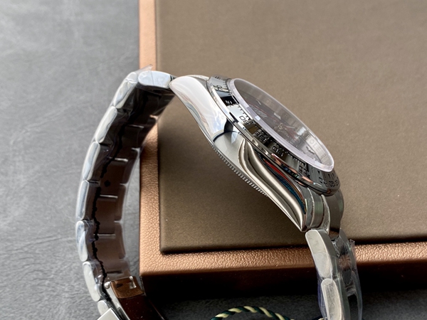 激安ロレックス内部構造